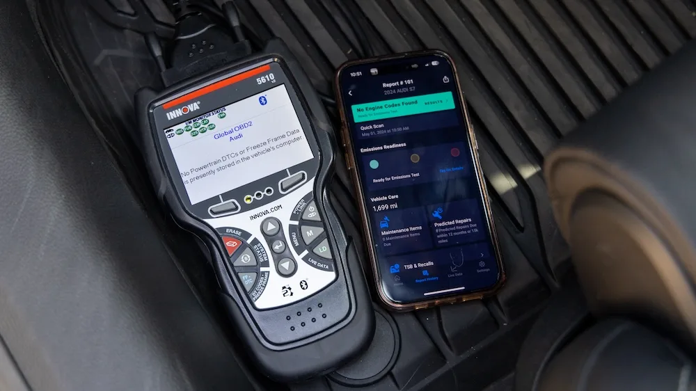 Die Möglichkeit, eine Leiterplattenkopie für Autodiagnosegeräte zu erstellen, ist entscheidend für die Funktionalität von OBD-II-Scannern, Steuergeräteprogrammierern und professionellen Codelesern. Viele Servicezentren sind auf Werkzeuge angewiesen, die möglicherweise nicht mehr produziert werden, aber dennoch für die Wartung der im Umlauf befindlichen Fahrzeuge unverzichtbar sind. Mithilfe von Reverse-Engineering-Techniken können Ingenieure diese Platinen kopieren oder replizieren, wodurch die Produktlebenszyklen verlängert und eine unterbrechungsfreie Unterstützung der Fahrzeugwartung gewährleistet wird. Darüber hinaus können die Reverse-Engineering-Daten nicht nur zum Duplizieren vorhandener Hardware, sondern auch zum Erstellen erweiterter Versionen mit verbesserten Kommunikationsprotokollen oder drahtloser Konnektivität verwendet werden. Der Service „Leiterplattenkopie für Autodiagnosegeräte“ bietet weit mehr als eine einmalige Reproduktion – er bietet einen strukturierten Ansatz zur Erhaltung kritischer Fahrzeugtechnologie. Durch die Generierung von Gerber-Dateien, Schaltplänen, Layoutzeichnungen, Stücklisten und Netzlisten erhalten Unternehmen und Einzelpersonen die volle technische Kontrolle über ihre Diagnosehardware. Ob es darum geht, veraltete Systeme wiederherzustellen, ältere Geräte aufzuarbeiten oder das Design an moderne Standards anzupassen – Reverse Engineering bietet der Branche der Autodiagnosegeräte einen unübertroffenen Mehrwert.