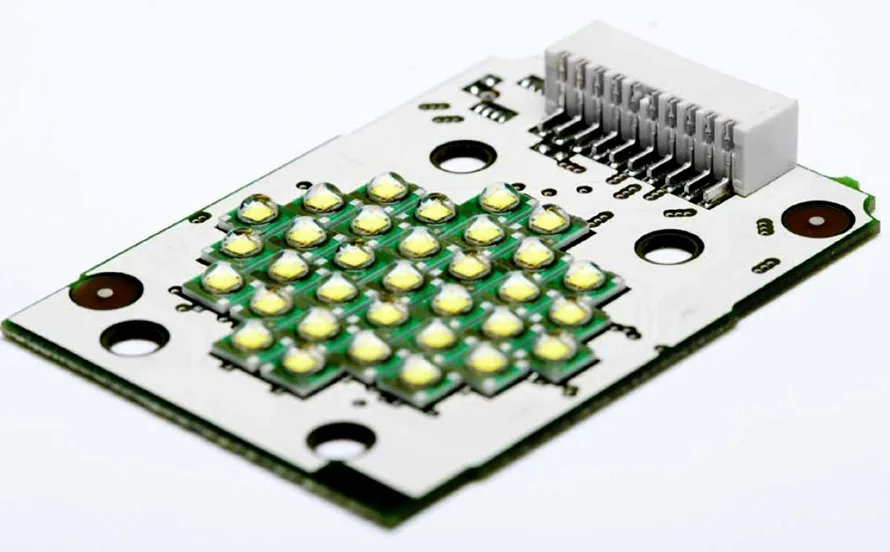 Bằng cách đầu tư vào dịch vụ sao chép PCB, các công ty có thể tân trang các tấm pin cũ, sao chép các tấm pin hiện có để thay thế, hoặc thậm chí thiết kế lại chúng để cải thiện hiệu suất, chẳng hạn như hiệu suất năng lượng hoặc khả năng tương thích với các công nghệ LED mới. Đối với cá nhân hoặc nhà tích hợp, khả năng sao chép và phát triển lại các tấm pin điều khiển đảm bảo hỗ trợ hệ thống lâu dài mà không phụ thuộc vào nhà sản xuất ban đầu. Khả năng sao chép thiết kế bảng mạch điều khiển tấm pin LED mang lại lợi thế chiến lược trong ngành công nghiệp LED đang phát triển nhanh chóng. Bằng cách cung cấp các tệp kỹ thuật hoàn chỉnh—Gerber, sơ đồ mạch, bố trí, BOM và danh sách mạng—dịch vụ của chúng tôi biến đổi phần cứng lỗi thời hoặc không có tài liệu thành các tài sản có thể tái sử dụng, sản xuất và nâng cấp. Dù là để sửa chữa, mở rộng hay đổi mới, quy trình này sẽ thu hẹp khoảng cách giữa các tấm pin LED cũ và các giải pháp sẵn sàng cho tương lai.