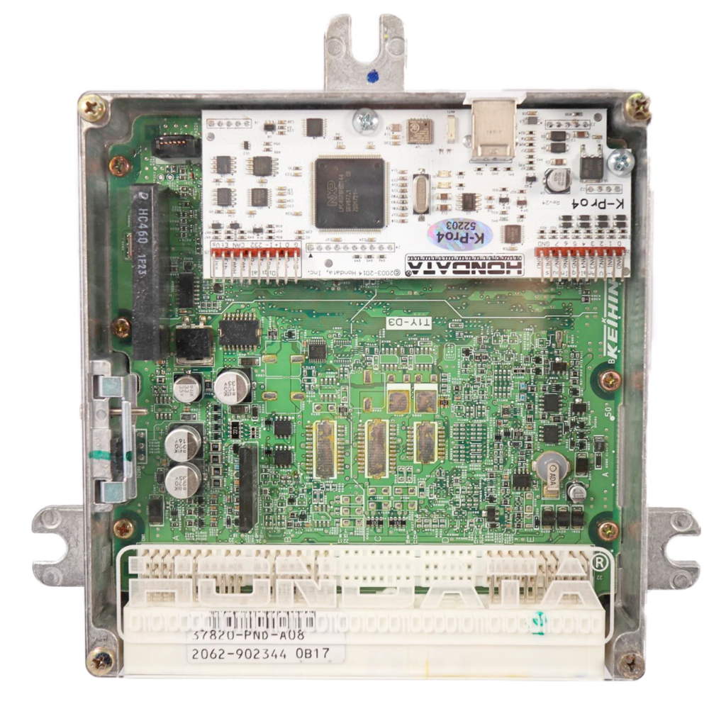 Wenn technische Dokumentationen nicht mehr verfügbar sind oder Komponenten veralten, bietet die professionelle Leiterplatten-Reverse-Engineering-Analyse die optimale Lösung für die Systemwiederherstellung und -kontinuität. Dieses spezialisierte Verfahren wandelt eine physische Steuergeräte-Leiterplatte durch sorgfältige Analyse und digitale Rekonstruktion in eine vollständige technische Dokumentation um. Die professionelle Leiterplatten-Reverse-Engineering-Analyse ist ein unverzichtbarer technischer Service für die Instandhaltung komplexer elektronischer Systeme in industriellen Anwendungen. Unsere Methodik bietet einen strukturierten Ansatz zur Wiederherstellung verlorener technischer Informationen unter Wahrung der funktionalen Integrität der Originalkonstruktionen. Für Unternehmen, die Radladerflotten und ähnliche schwere Maschinen betreiben, bietet dieser Service einen zuverlässigen Weg zu Systemkontinuität, Komponentenverfügbarkeit und technischem Verständnis. Indem wir physische Leiterplatten in umfassende technische Dokumentationen umwandeln, ermöglichen wir verantwortungsvolle Wartung, autorisierte Reproduktion und kontinuierliche Innovation im Gerätemanagement und in der Geräteentwicklung.