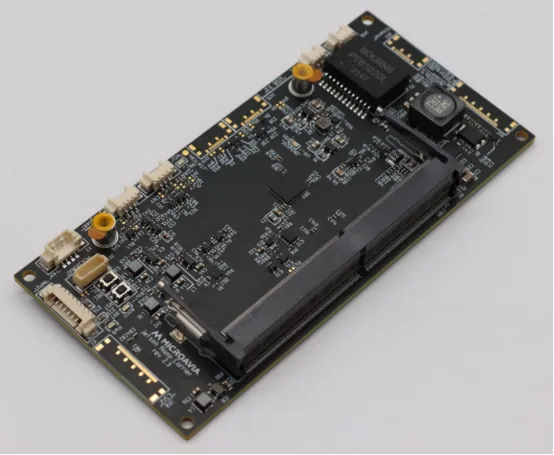 La ingeniería inversa de la tecnología PCB ofrece una vía eficaz para extender el ciclo de vida de los sistemas electrónicos críticos. Mediante técnicas de ingeniería inversa, restauración y recreación de datos de diseño esenciales (incluidos archivos Gerber, diagramas esquemáticos, planos de diseño, listas de materiales y listas de conexiones), las organizaciones pueden mantener la continuidad operativa y reducir la dependencia de los proveedores originales. Ya sea que el objetivo sea replicar, duplicar o rediseñar por completo una PCB de control de accionamiento principal, la ingeniería inversa no se limita a la duplicación, sino que se extiende a los procesos de remanufactura, reacondicionamiento y rediseño. Para las PCB de control de accionamiento principal, que a menudo operan bajo cargas elevadas y condiciones adversas, los componentes envejecidos y las piezas obsoletas pueden reemplazarse mediante un rediseño inteligente. Los ingenieros pueden clonar y copiar la arquitectura original, integrando al mismo tiempo componentes modernos para mejorar el rendimiento y la fiabilidad.