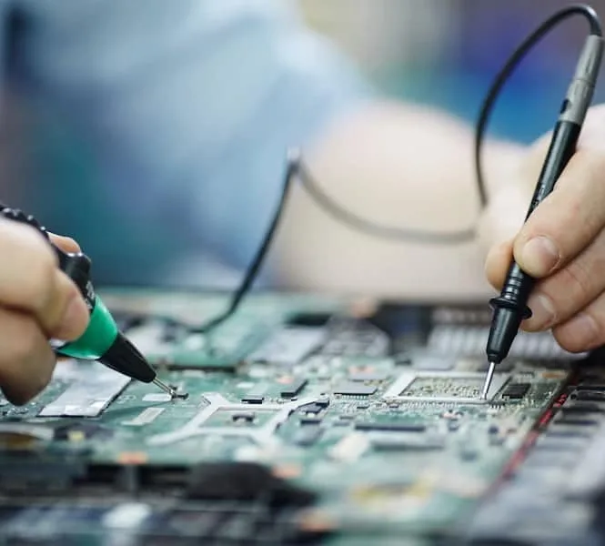 Восстановленная схема электропроводки из существующей платы PCB служит точным и подробным техническим справочником для этапов исследования, проектирования и тестирования. Независимо от того, разрабатываете ли вы новые электронные системы, оптимизируете существующие конструкции или устраняете неисправности неисправных схем, наши восстановленные схемы PCB предоставляют критически важные сведения о функциональности схемы и взаимосвязях компонентов.