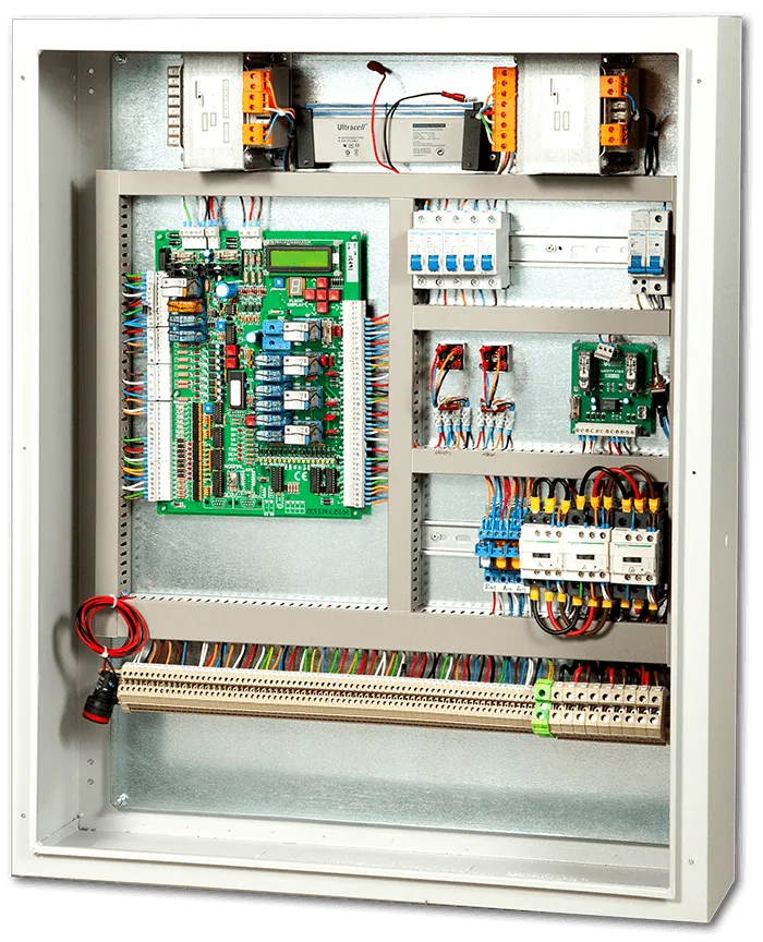 O estudo de viabilidade de produção por engenharia reversa de placas de circuito impresso desempenha um papel crucial na restauração e remanufatura de sistemas críticos de controle eletrônico, particularmente aqueles utilizados em placas de controle hidráulico para máquinas pesadas de construção, como escavadeiras. A placa de controle hidráulico é responsável por regular válvulas solenoides, circuitos de feedback de atuadores e temporização de válvulas proporcionais, garantindo que a pressão hidráulica e o controle de movimento permaneçam precisos e estáveis ​​sob condições de trabalho intensas. Quando a documentação original do projeto se torna indisponível ou obsoleta, a engenharia reversa oferece um caminho confiável para recuperar, restaurar e reproduzir os dados da placa de circuito impresso para a manutenção e atualização contínuas do sistema. No entanto, antes de iniciar a produção em massa, a realização de um estudo de viabilidade de produção garante que o projeto recriado seja fabricável, confiável e atenda aos padrões industriais. O processo de estudo de viabilidade de produção por engenharia reversa de placas de circuito impresso começa com a análise estrutural e funcional da placa de circuito impresso alvo. Os engenheiros utilizam imagens de alta resolução, escaneamento a laser e corte transversal para mapear a estrutura multicamadas da placa. A partir dessa análise, documentos técnicos essenciais são reconstruídos, incluindo o arquivo Gerber, o diagrama esquemático, o desenho de layout, a lista de materiais (BOM) e a lista de conexões (netlist).