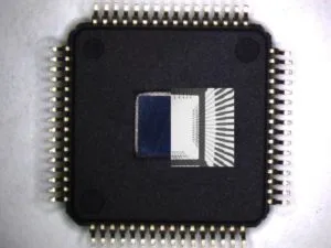 Break ATmel AVR MCU ATTINY12 Flash Program Break ATmel AVR MCU ATTINY12 Flash Program