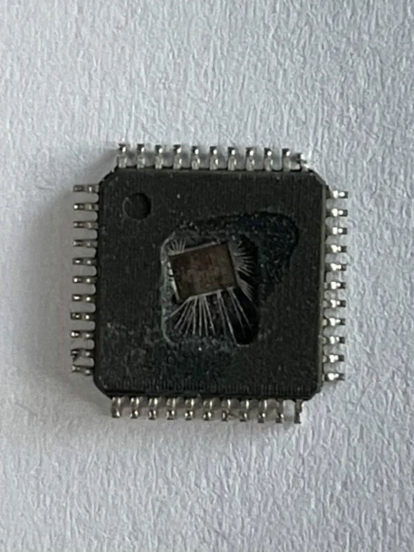Break TI MSP430G2452 Microcontroller Flash Memory Break TI MSP430G2452 Microcontroller Flash Memory