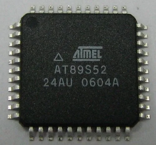 ters ATMEL kilitli AT89S8252 MCU programının at89s8252 mikrodenetleyicisinin koruyucu sigorta bitini kırması ve AT89s8252 MCU çip flash belleğinden gömülü onaltılık verileri kopyalaması gerekir